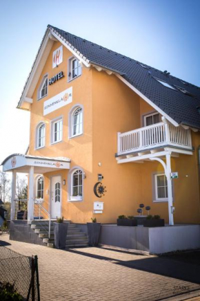 Hotel Garni Sonnenklahr in Göhren